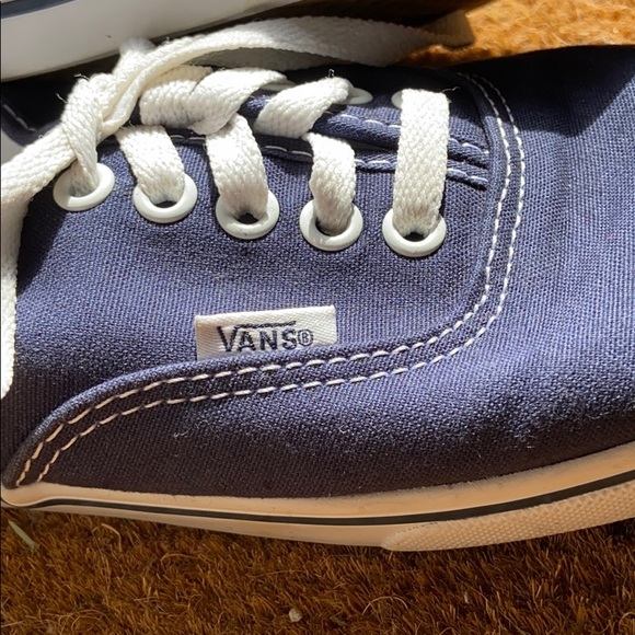 Vans Classic Navy & White Excellent Condition - Picture 4 of 8